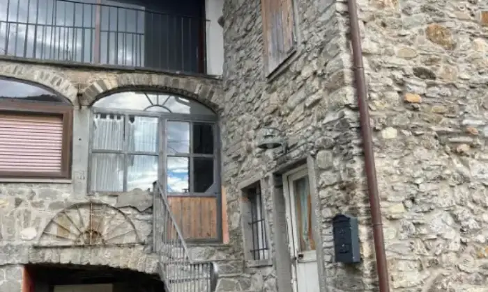 Rexer-Zeri-Rustica-in-vendita-in-via-PatignoZeri-Altro