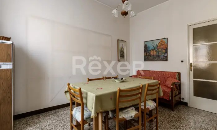 Rexer-VIMERCATE-Vimercate-Villa-singola-con-giardino-box-e-posti-auto-Altro