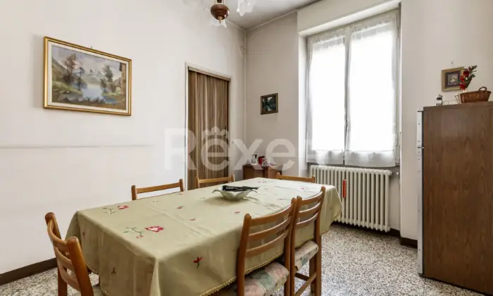 Rexer-VIMERCATE-Vimercate-Villa-singola-con-giardino-box-e-posti-auto-Altro