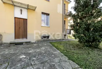 Rexer-VIMERCATE-Vimercate-Villa-singola-con-giardino-box-e-posti-auto-Altro