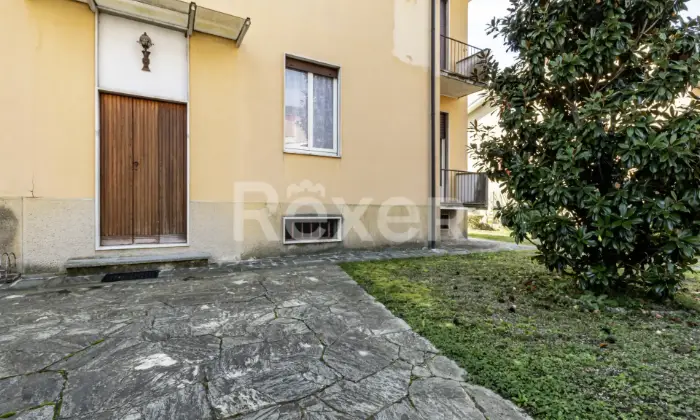 Rexer-VIMERCATE-Vimercate-Villa-singola-con-giardino-box-e-posti-auto-Altro