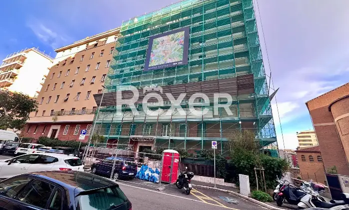 Rexer-Roma-Bilocale-spazioso-ai-piani-alti-in-stabile-con-portineria-Altro