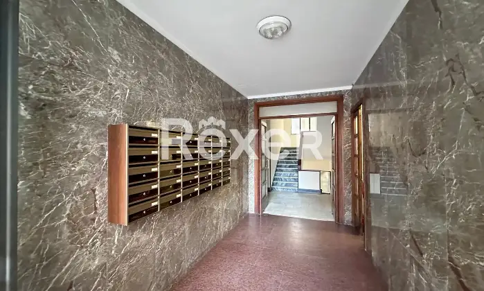 Rexer-Roma-Bilocale-spazioso-ai-piani-alti-in-stabile-con-portineria-Altro