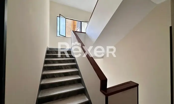 Rexer-Roma-Bilocale-spazioso-ai-piani-alti-in-stabile-con-portineria-Altro