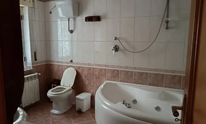 Rexer-Cir-Marina-Appartamento-in-Via-Pietro-Badoglio-Cir-Marina-Bagno