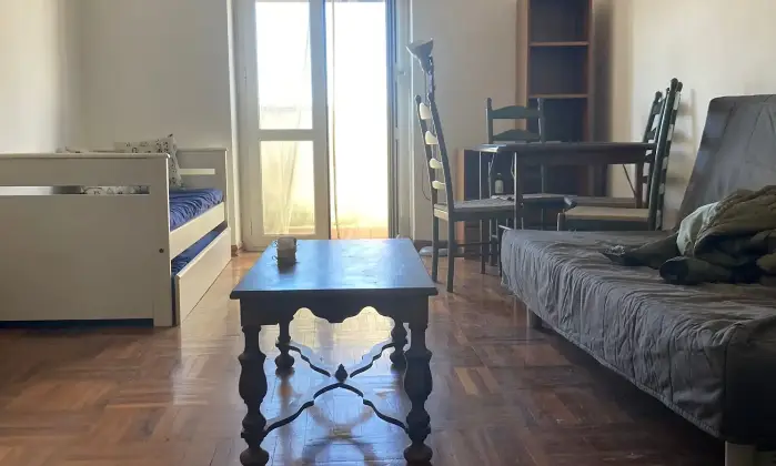 Rexer-Milano-MilanoCitt-Studi-Bilocale-luminoso-al-e-ultimo-piano-DA-RISTRUTTURARE-Soggiorno