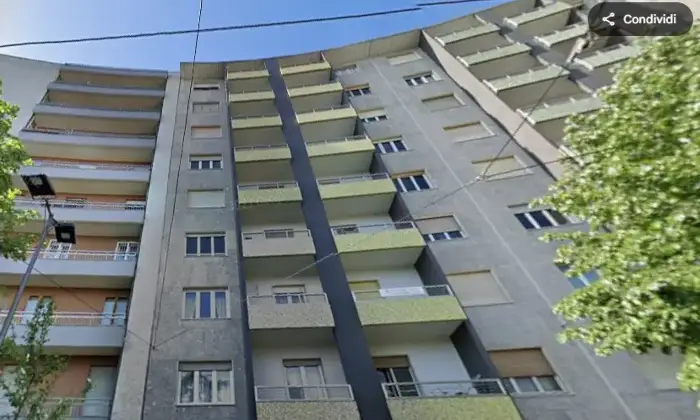 Rexer-Milano-MilanoCitt-Studi-Bilocale-luminoso-al-e-ultimo-piano-con-parquet-naturale-originale-nel-soggiorno-Altro