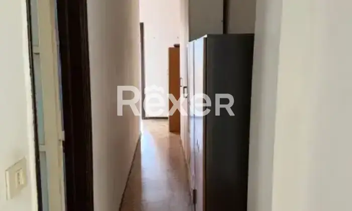 Rexer-Milano-MilanoCitt-Studi-Bilocale-luminoso-al-e-ultimo-piano-con-parquet-naturale-originale-nel-soggiorno-Altro