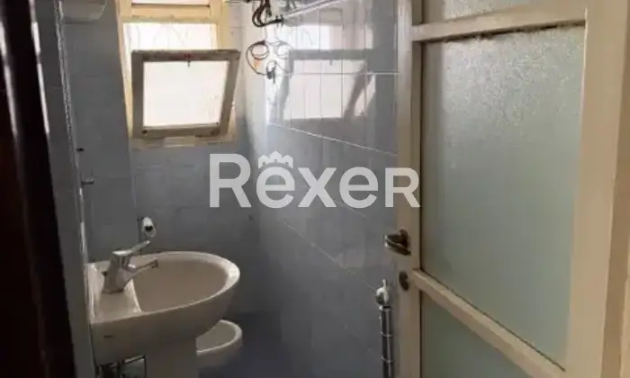 Rexer-Milano-MilanoCitt-Studi-Bilocale-luminoso-al-e-ultimo-piano-con-parquet-naturale-originale-nel-soggiorno-Altro