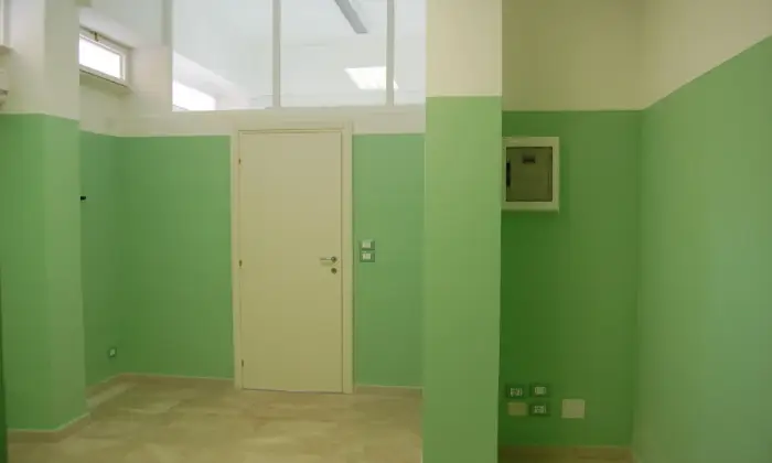 Rexer-Sanremo-Vendesi-ufficio-con-garage-Altro