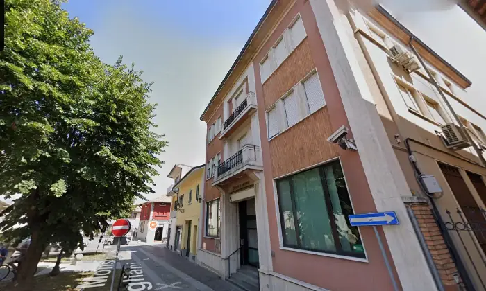 Rexer-ARLUNO-Ex-filiale-bancaria-in-Piazza-Pozzobonelli-ad-Arluno-Altro