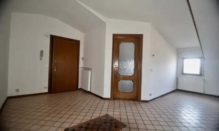 Rexer-Rivergaro-Trilocale-in-vendita-a-Rivergaro-Val-Trebbia-PC-Ingresso