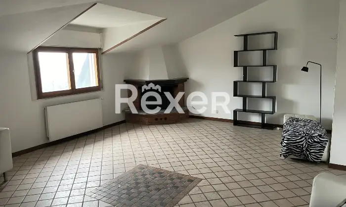 Rexer-Rivergaro-Trilocale-in-vendita-a-Rivergaro-Val-Trebbia-PC-Salone