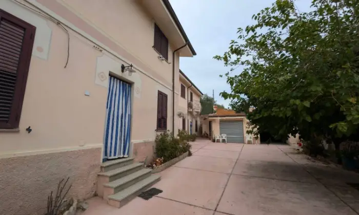 Rexer-Illorai-Villa-unifamiliare-in-vendita-in-via-Vittorio-Veneto-ad-Illorai-Altro