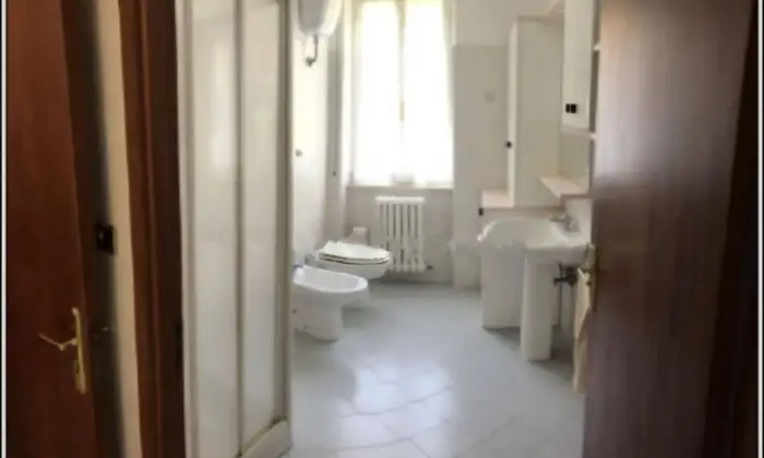 Rexer-Treia-Trilocale-in-via-Fratelli-John-e-Robert-Kennedy-a-Treia-Altro