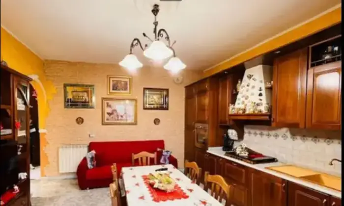 Rexer-Adrano-Appartamento-secondo-piano-con-garage-a-Adrano-Altro
