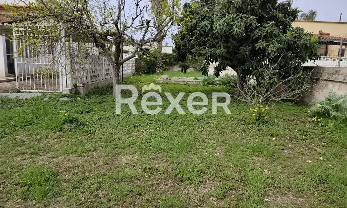 Rexer-Taranto-Villa-di-nuova-generazione-in-classe-A-con-fotovoltaico-giardino-e-terreno-edificabile-Altro