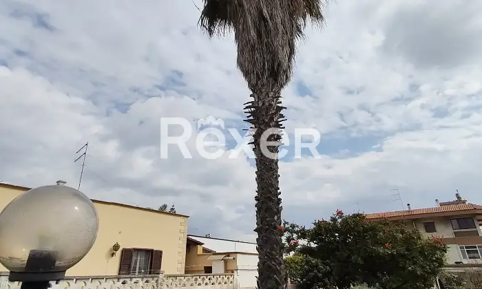 Rexer-Taranto-Villa-con-impianto-fotovoltaico-giardino-e-terreno-edificabile-Altro
