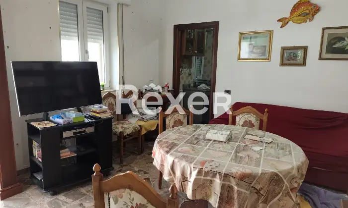 Rexer-Taranto-Villa-di-nuova-generazione-in-classe-A-con-fotovoltaico-giardino-e-terreno-edificabile-Altro