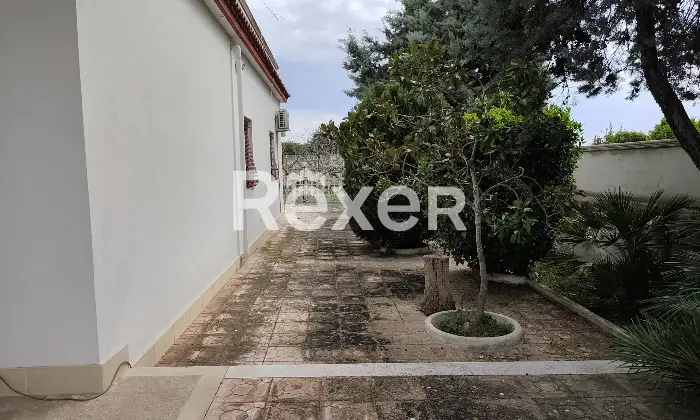 Rexer-Taranto-Villa-di-nuova-generazione-in-classe-A-con-fotovoltaico-giardino-e-terreno-edificabile-Altro