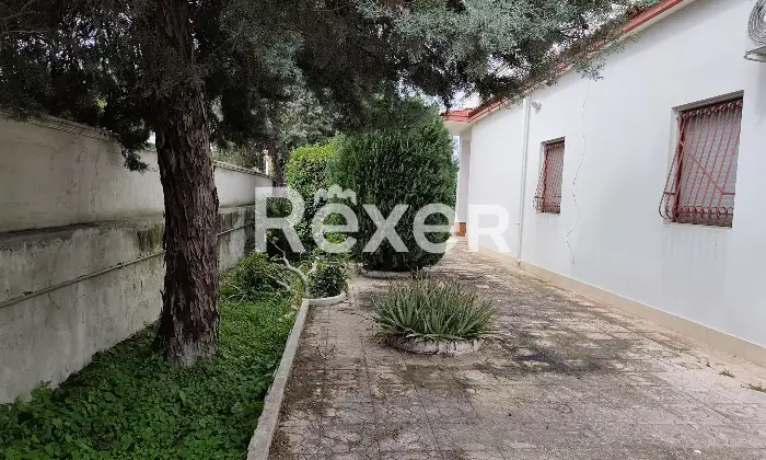 Rexer-Taranto-Villa-con-impianto-fotovoltaico-giardino-e-terreno-edificabile-Altro