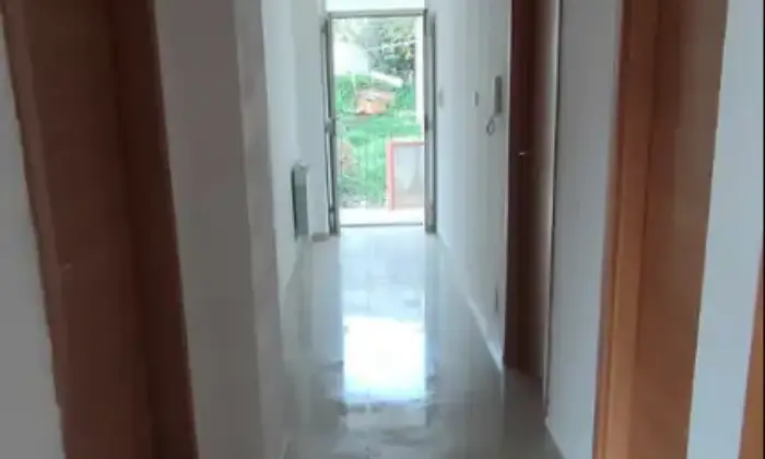 Rexer-Ucria-Appartamento-in-vendita-in-via-Francesco-Crispi-ad-Ucria-Altro