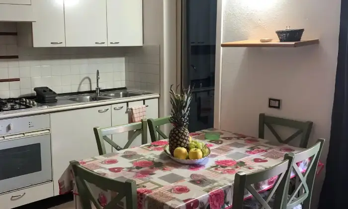 Rexer-Isola-di-Capo-Rizzuto-Appartamento-panoramico-in-villaggio-turistico-Cucina