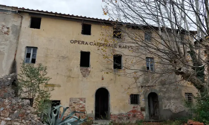 Rexer-Vicopisano-Fabbricato-depoca-nel-centro-storico-di-Lugnano-Altro