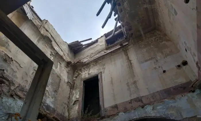 Rexer-Vicopisano-Fabbricato-depoca-nel-centro-storico-di-Lugnano-Altro