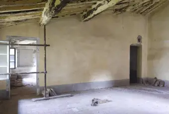 Rexer-Vicopisano-Fabbricato-depoca-nel-centro-storico-di-Lugnano-Altro
