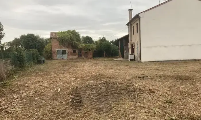 Rexer-Borgo-Veneto-Rustico-da-ristrutturare-Altro