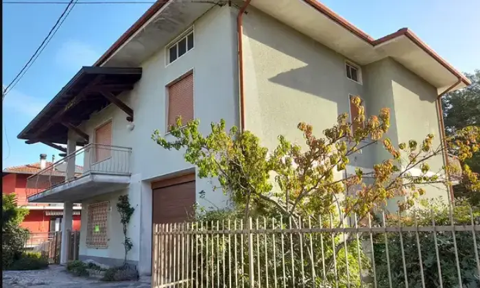 Rexer-Gozzano-Casa-indipendente-a-Gozzano-Terrazzo