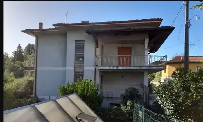 Rexer-Gozzano-Casa-indipendente-a-Gozzano-Terrazzo