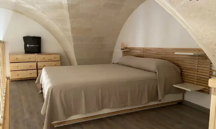 Rexer-Lizzano-Casa-in-venditaLizzano-Camera-da-letto-matrimoniale