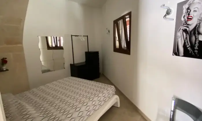 Rexer-Lizzano-Casa-in-venditaLizzano-CameraDaLetto