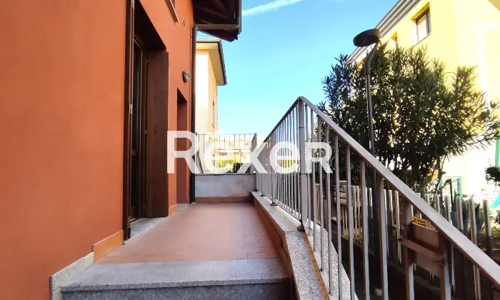 Rexer-Curnasco-BILOCALE-CON-INGRESSO-INDIPENDENTE-Altro