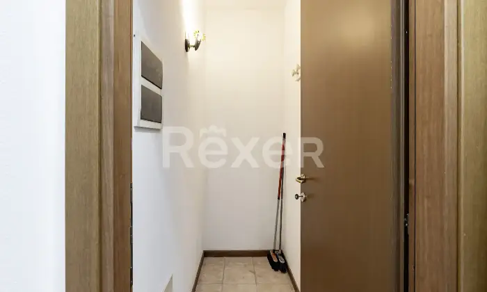 Rexer-Curnasco-BILOCALE-CON-INGRESSO-INDIPENDENTE-Altro