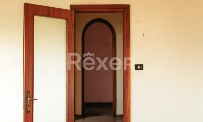 Rexer-Benevento-APPARTAMENTO-QUADRILOCALE-PANORAMICO-DA-RISTRUTTURARE-Altro