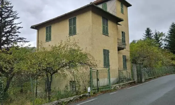 Rexer-Rezzoaglio-Villa-unifamiliare-via-Roma-Centro-Rezzoaglio-Esterno