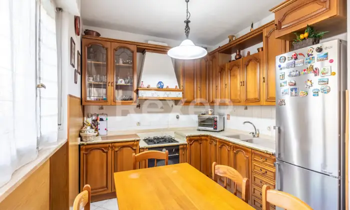 Rexer-Orbassano-Appartamento-trilocale-con-due-bagni-Altro