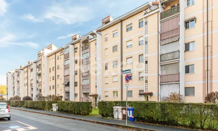 Rexer-Orbassano-Appartamento-trilocale-con-due-bagni-Altro