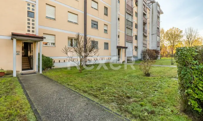 Rexer-Orbassano-Appartamento-trilocale-con-due-bagni-Altro