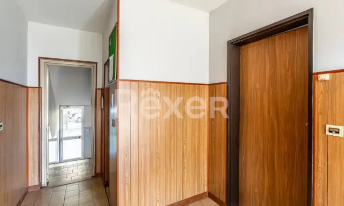 Rexer-Orbassano-Appartamento-trilocale-con-due-bagni-Altro