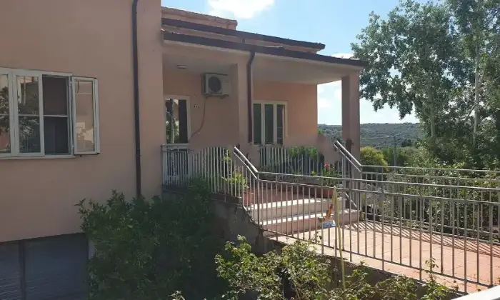 Rexer-Putifigari-Villa-in-vendita-in-via-UmbertoPutifigari-Altro
