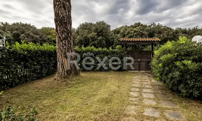 Rexer-Fregene-Fregene-Via-Fertilia-Altro