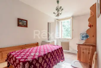 Rexer-Santa-Lucia-di-Piave-Casa-indipendente-con-ampio-giardino-garage-e-magazzino-Altro