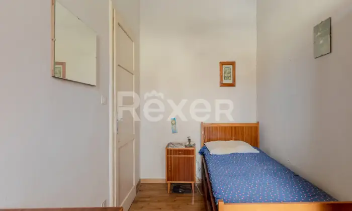 Rexer-Santa-Lucia-di-Piave-Casa-indipendente-con-ampio-giardino-garage-e-magazzino-Altro