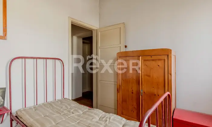 Rexer-Santa-Lucia-di-Piave-Rustico-da-ristrutturare-con-ampio-giardino-garage-e-magazzino-Altro