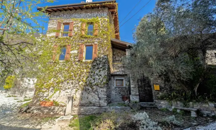 Rexer-Vercana-Casa-indipendente-con-vista-lago-Altro