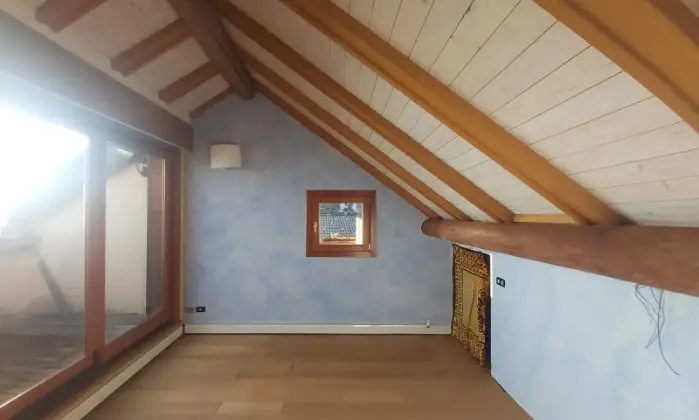 Rexer-Vercana-Casa-indipendente-con-vista-lago-Altro